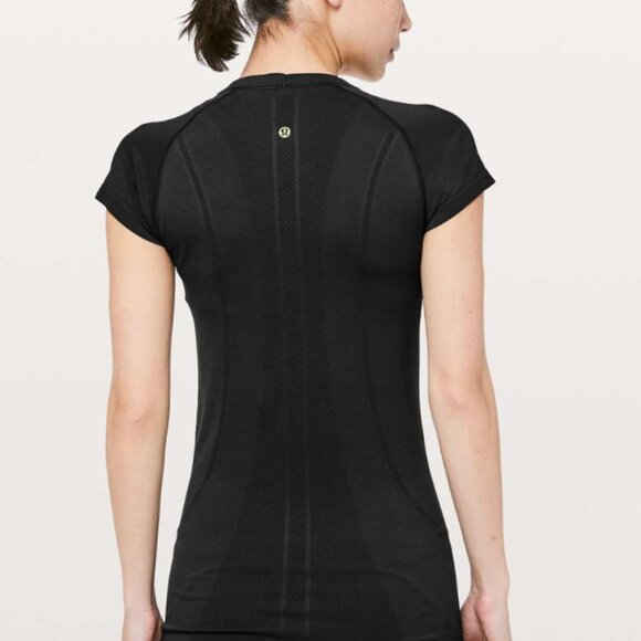 Lululemon Swiftly Tech Short Sleeve Crew *Lunar New Year - Picture 2 of 4